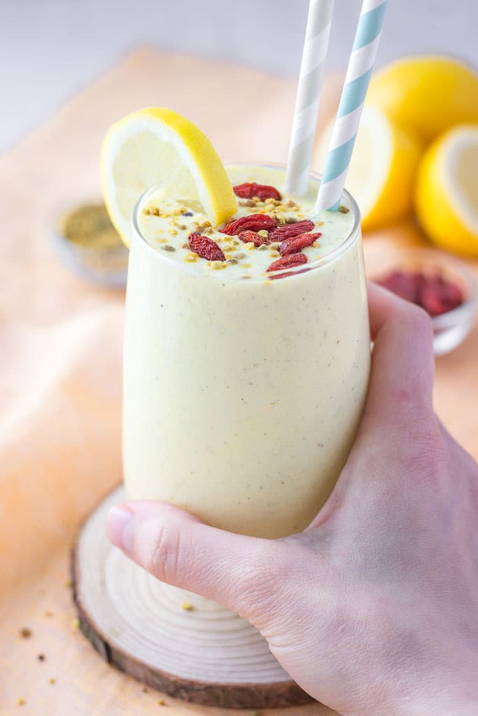 Yogurt Lemon Smoothie | A great way to kick start your day!